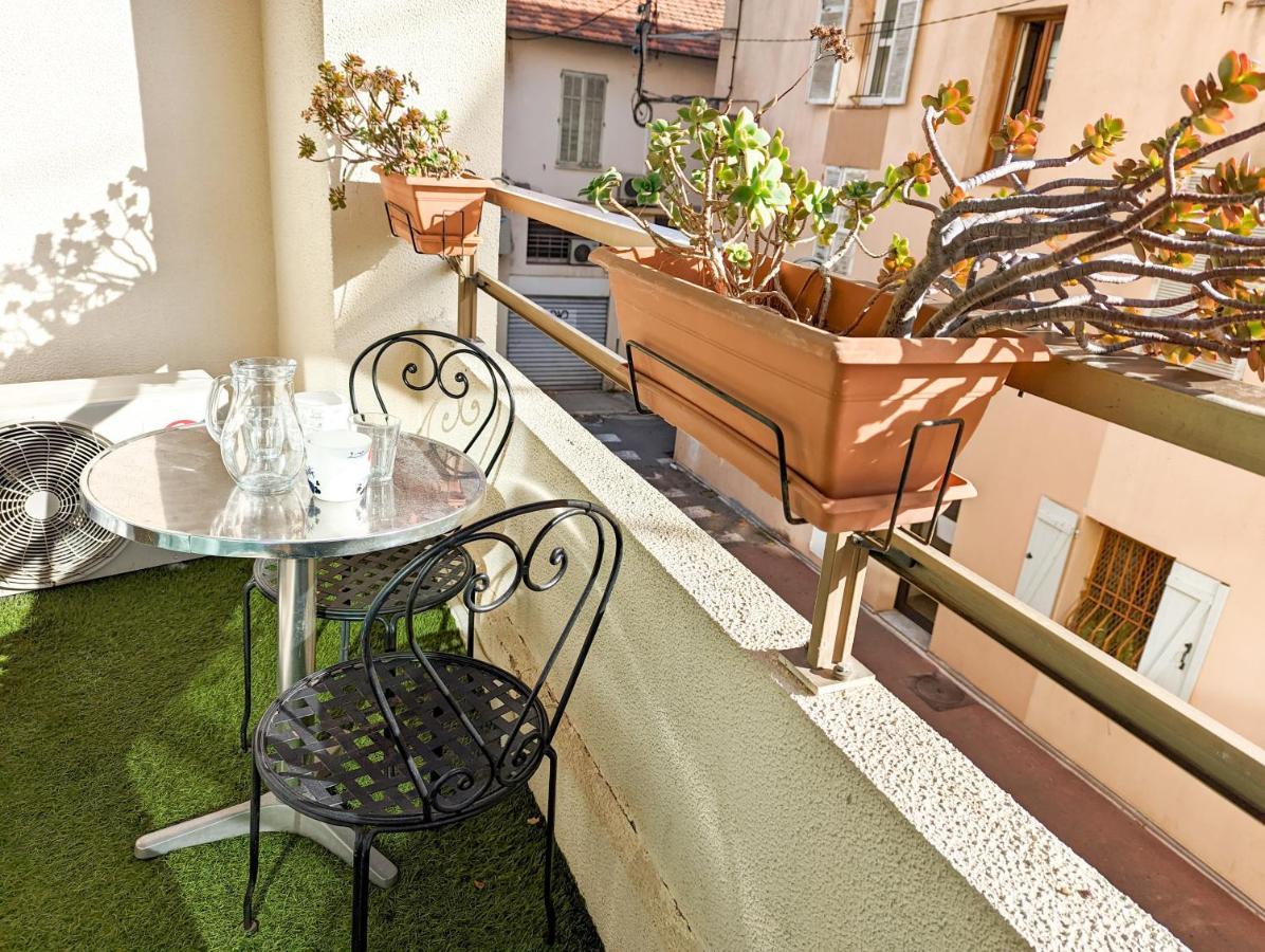 דירות אנטיב Les Beaux Jours - Calm & Sunny Balcony מראה חיצוני תמונה